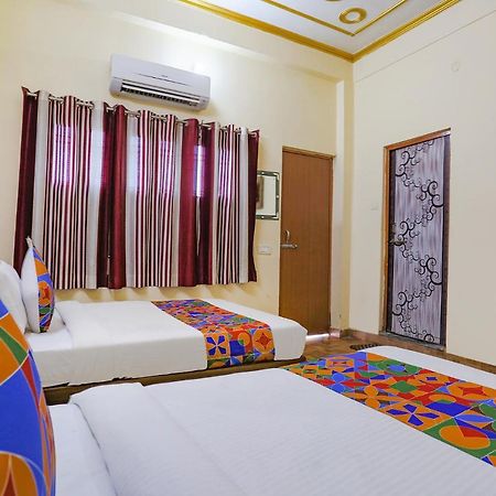 Fabhotel Shivam Palace Waranasi Zewnętrze zdjęcie