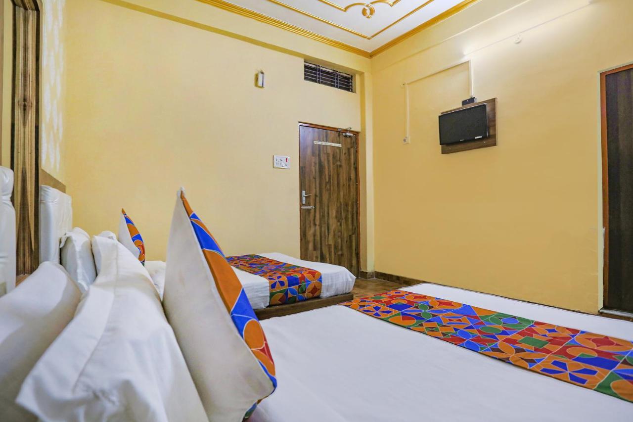 Fabhotel Shivam Palace Waranasi Zewnętrze zdjęcie
