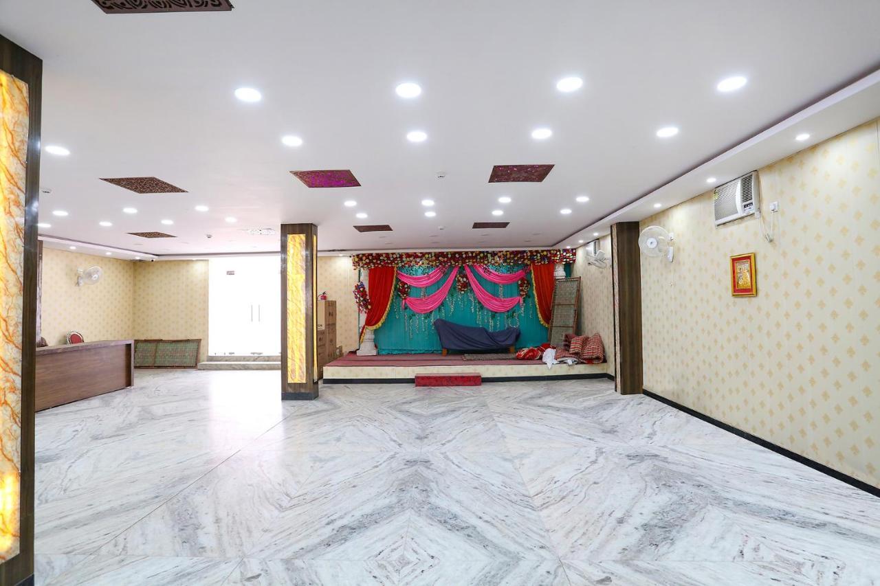 Fabhotel Shivam Palace Waranasi Zewnętrze zdjęcie