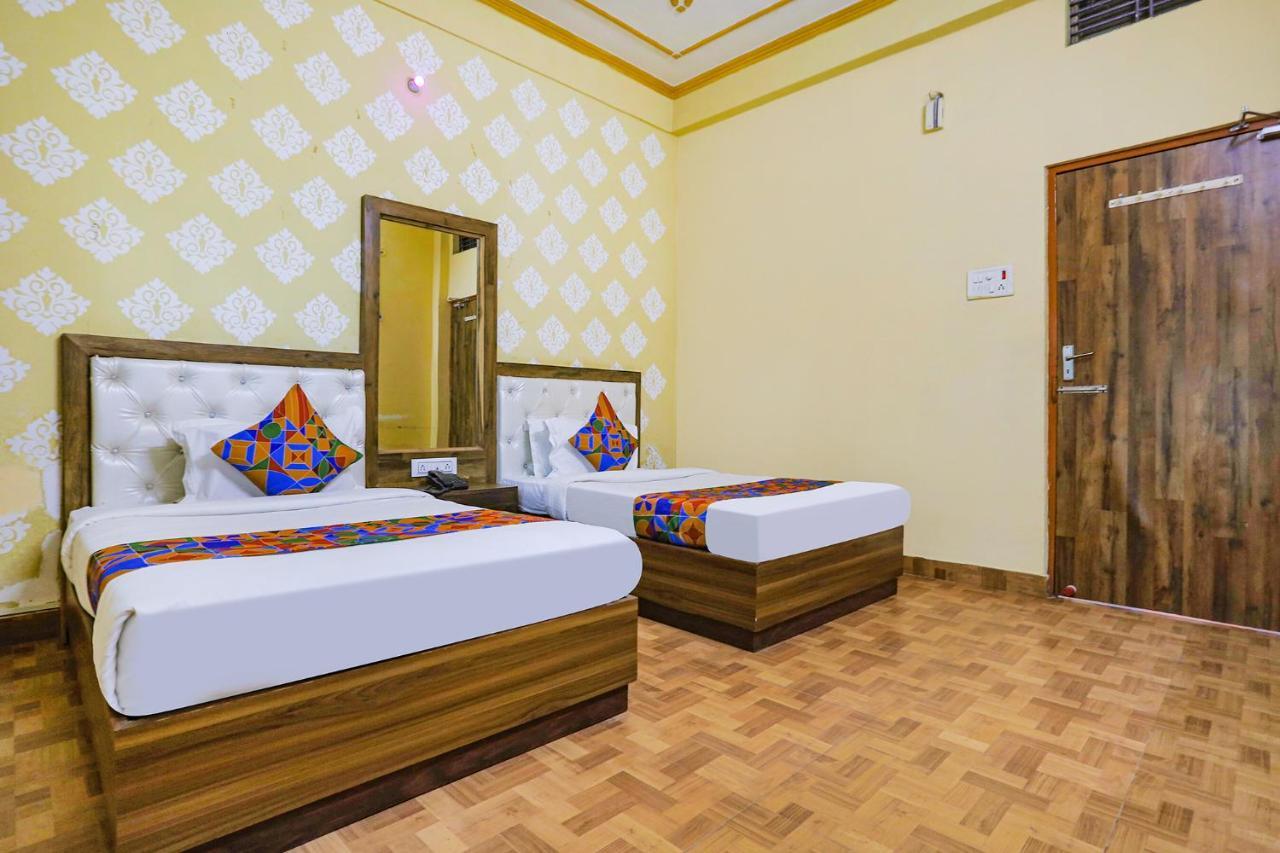 Fabhotel Shivam Palace Waranasi Zewnętrze zdjęcie